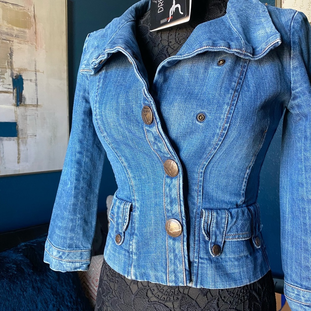 Denim jacket - Picture 2 of 6